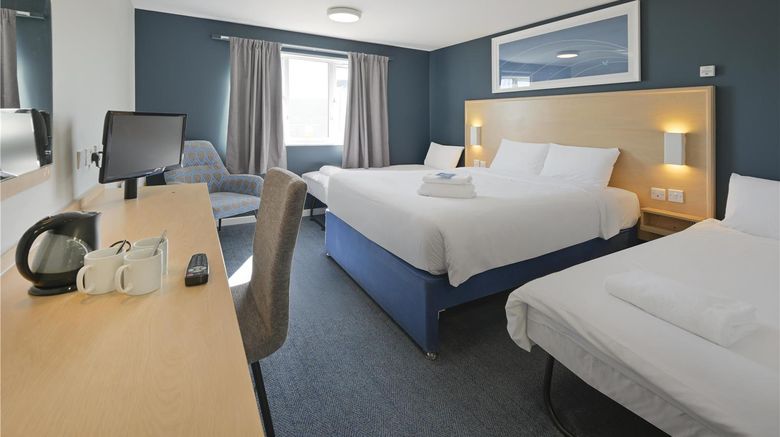 <b>Travelodge Lincoln Thorpe on the Hill Room</b>. Images powered by <a href="https://iceportal.shijigroup.com/" title="IcePortal" target="_blank">IcePortal</a>.
