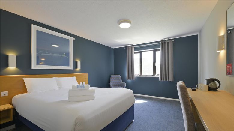 <b>Travelodge Littlehampton Rustington Room</b>. Images powered by <a href="https://iceportal.shijigroup.com/" title="IcePortal" target="_blank">IcePortal</a>.