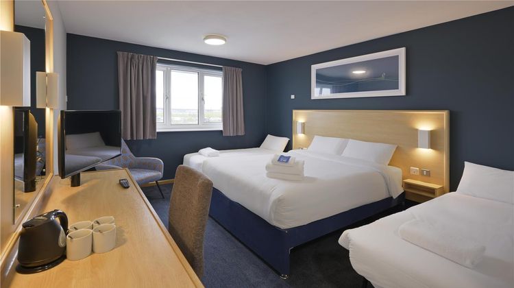 Travelodge Liverpool Docks Room