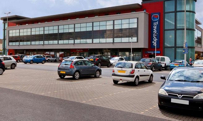 Travelodge Llanelli Central Exterior
