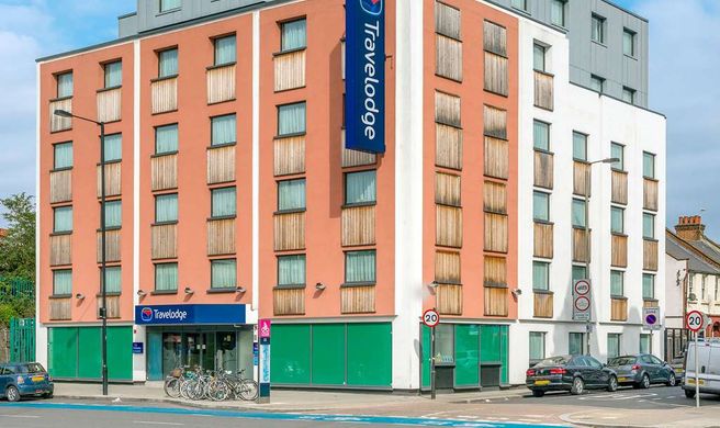 Travelodge London Balham Exterior