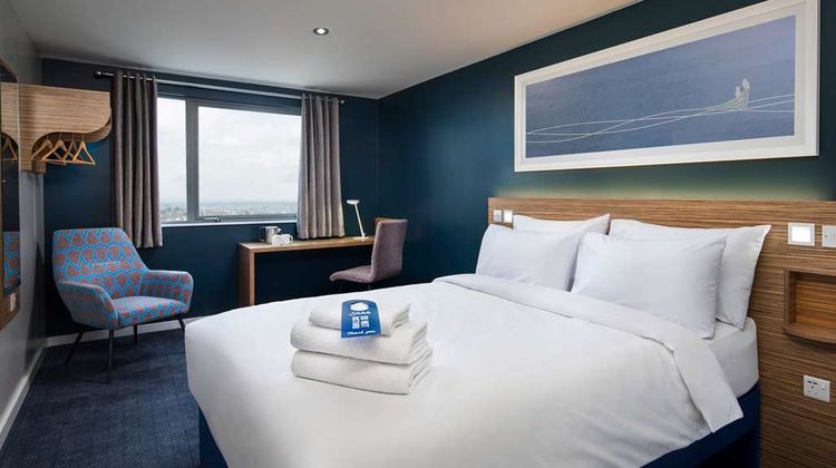 Travelodge London Bank Room