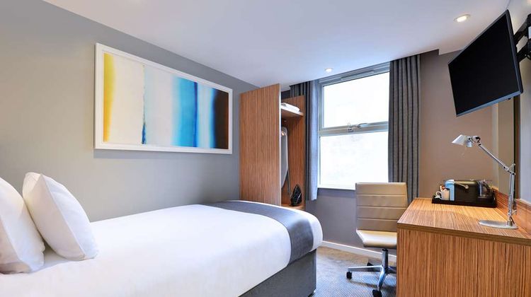 Travelodge London Bank Room