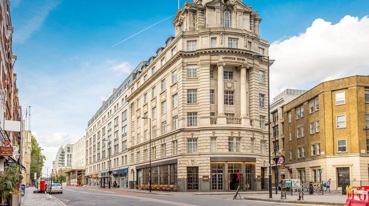 Travelodge London City Road Hotel Exterior