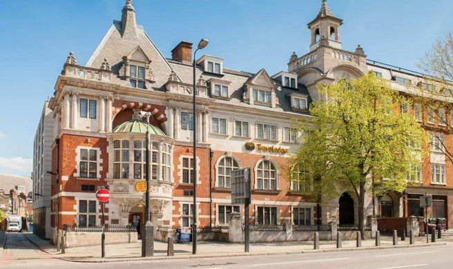 Travelodge Kings Cross Exterior
