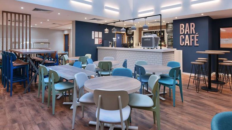 <b>Travelodge Southwark Hotel Restaurant</b>. Images powered by <a href="https://iceportal.shijigroup.com/" title="IcePortal" target="_blank">IcePortal</a>.