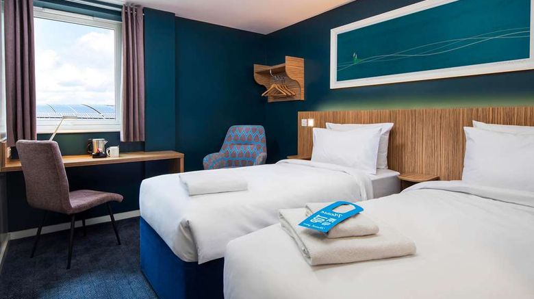 <b>Travelodge Southwark Hotel Room</b>. Images powered by <a href="https://iceportal.shijigroup.com/" title="IcePortal" target="_blank">IcePortal</a>.