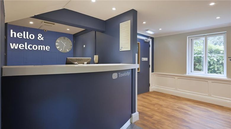 <b>Travelodge London Chigwell Lobby</b>. Images powered by <a href="https://iceportal.shijigroup.com/" title="IcePortal" target="_blank">IcePortal</a>.
