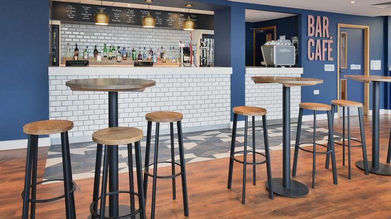 <b>Travelodge London City Airport Restaurant</b>. Images powered by <a href="https://iceportal.shijigroup.com/" title="IcePortal" target="_blank">IcePortal</a>.