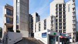 Travelodge London Covent Garden Exterior
