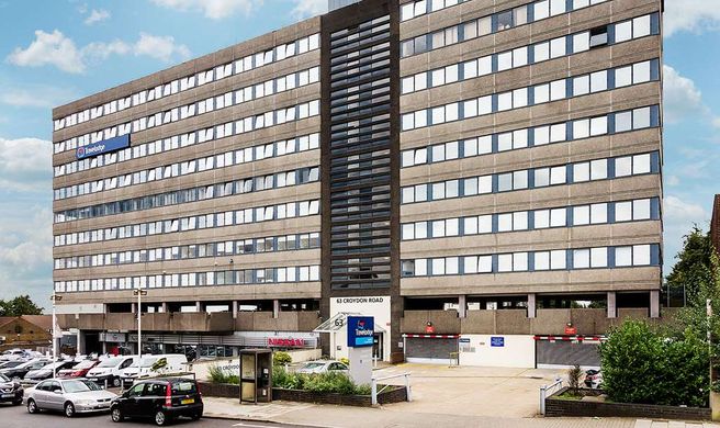 Travelodge London Crystal Palace Exterior
