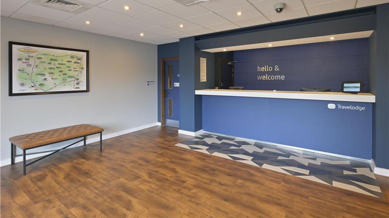 <b>Travelodge London Enfield Lobby</b>. Images powered by <a href="https://iceportal.shijigroup.com/" title="IcePortal" target="_blank">IcePortal</a>.