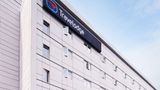 Travelodge Heathrow Feltham Hotel Exterior