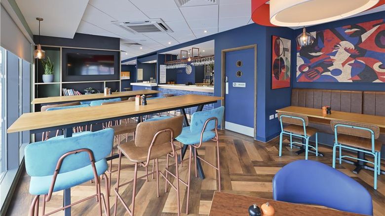 <b>Travelodge London Greenwich Restaurant</b>. Images powered by <a href="https://iceportal.shijigroup.com/" title="IcePortal" target="_blank">IcePortal</a>.