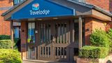 Travelodge London Ilford Gants Hill Exterior