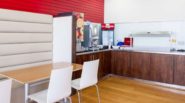 Travelodge London Kew Bridge Restaurant