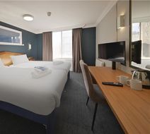 Travelodge Kings Cross Royal Scot Room