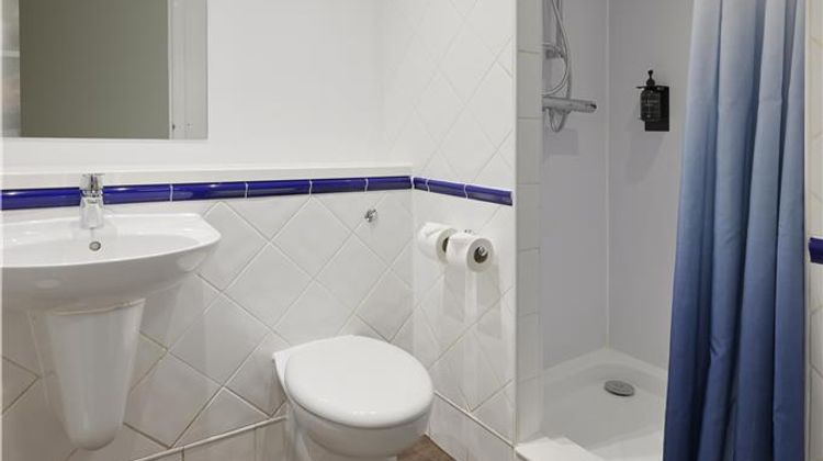Travelodge London Northolt Room