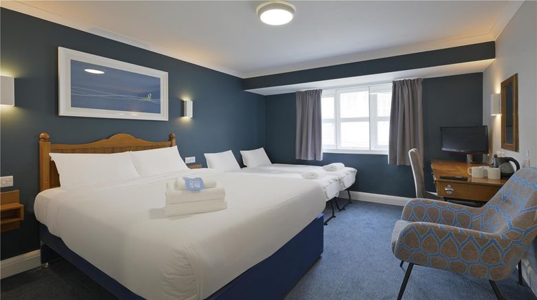 <b>Travelodge London Northolt Room</b>. Images powered by <a href="https://iceportal.shijigroup.com/" title="IcePortal" target="_blank">IcePortal</a>.