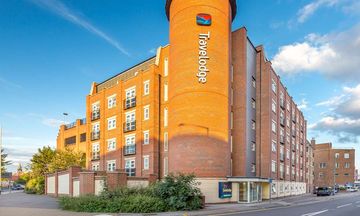 Travelodge Romford Central Hotel