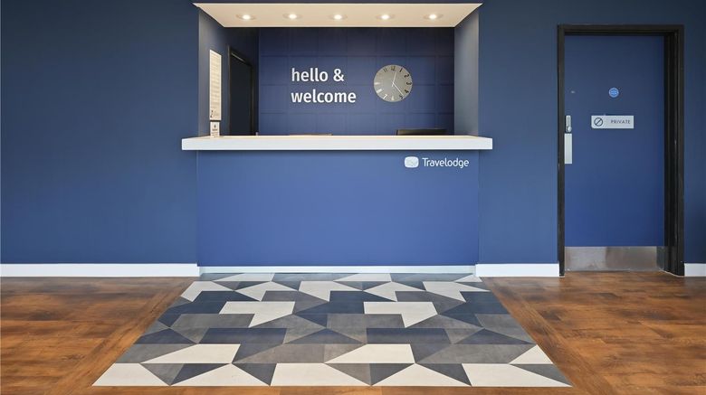 <b>Travelodge London Sidcup Lobby</b>. Images powered by <a href="https://iceportal.shijigroup.com/" title="IcePortal" target="_blank">IcePortal</a>.