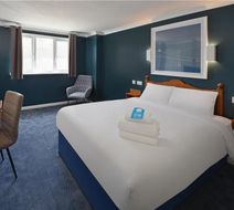 Travelodge London Snaresbrook Room