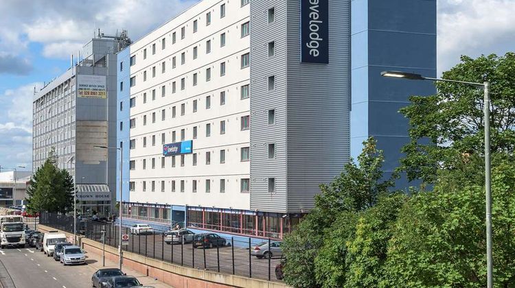 Travelodge Wembley Hotel Exterior