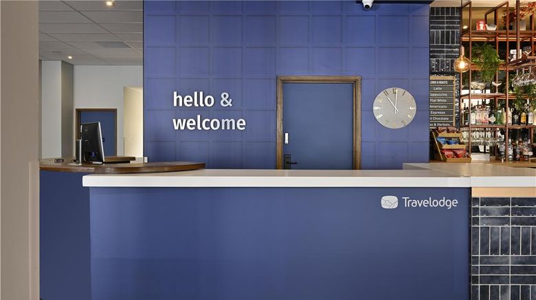 <b>Travelodge London Woolwich Lobby</b>. Images powered by <a href="https://iceportal.shijigroup.com/" title="IcePortal" target="_blank">IcePortal</a>.
