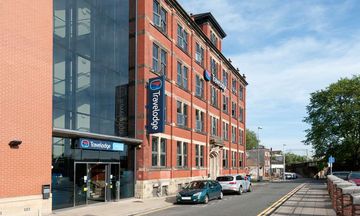 Travelodge Macclesfield Central