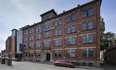 Travelodge Macclesfield Central