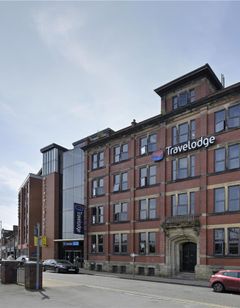 Travelodge Macclesfield Central