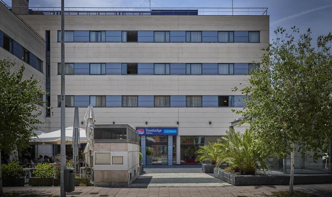 Travelodge Madrid Torrelaguna Exterior