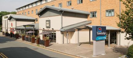 Travelodge Manchester Didsbury Exterior