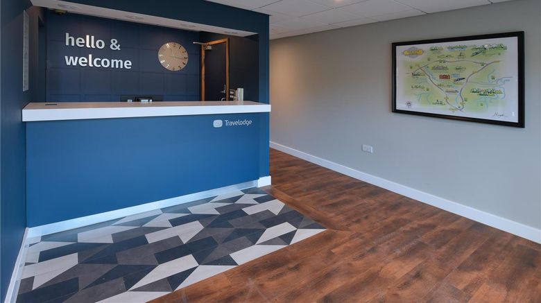 <b>Travelodge Merthyr Tydfil Lobby</b>. Images powered by <a href="https://iceportal.shijigroup.com/" title="IcePortal" target="_blank">IcePortal</a>.