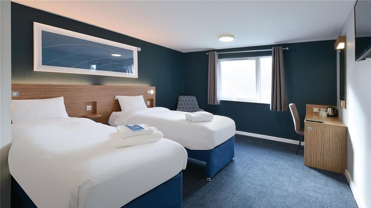 Travelodge Merthyr Tydfil Room