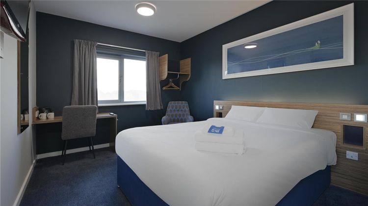 Travelodge Newbury London Road Room