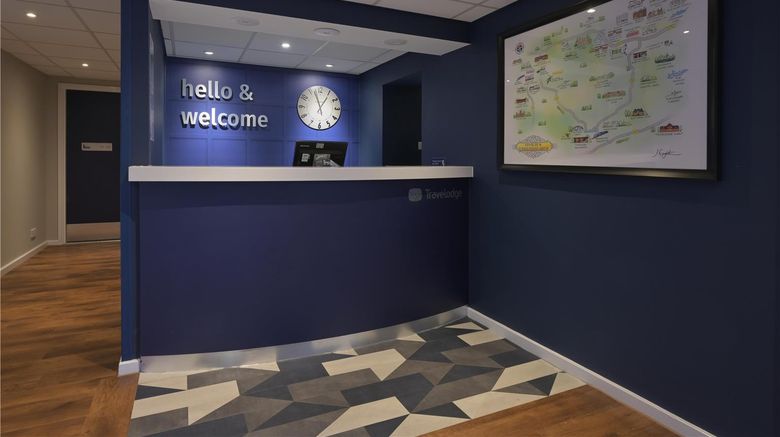 <b>Travelodge Newbury Tot Hill Lobby</b>. Images powered by <a href="https://iceportal.shijigroup.com/" title="IcePortal" target="_blank">IcePortal</a>.