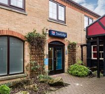 Travelodge Newcastle Airport Exterior