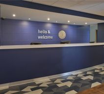 Travelodge Newcastle Central Lobby