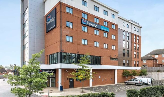 Travelodge Newcastle Under Lyme Exterior