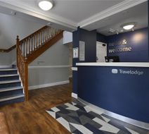 Travelodge Northampton Round Spinney Lobby
