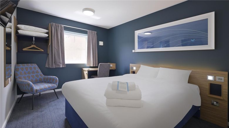 <b>Travelodge Northwich Lostock Gralam Room</b>. Images powered by <a href="https://iceportal.shijigroup.com/" title="IcePortal" target="_blank">IcePortal</a>.