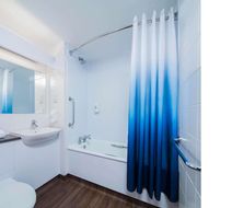 Travelodge Nottingham EM Airport Room