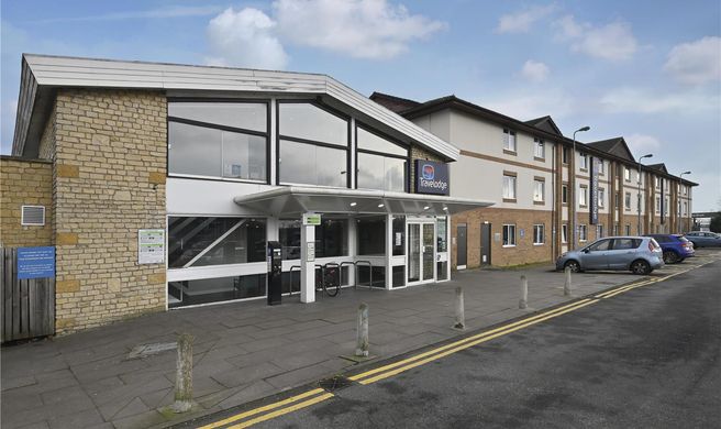 Travelodge Oxford Exterior