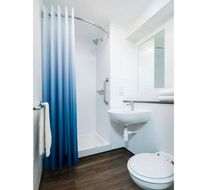 Travelodge Plymouth Hotel Room