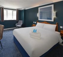 Travelodge Plymouth Roborough Room
