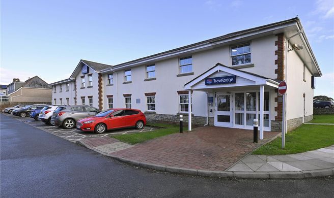 Travelodge Plymouth Roborough Exterior