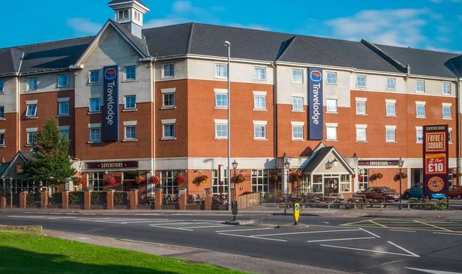 Travelodge-Portsmouth Exterior