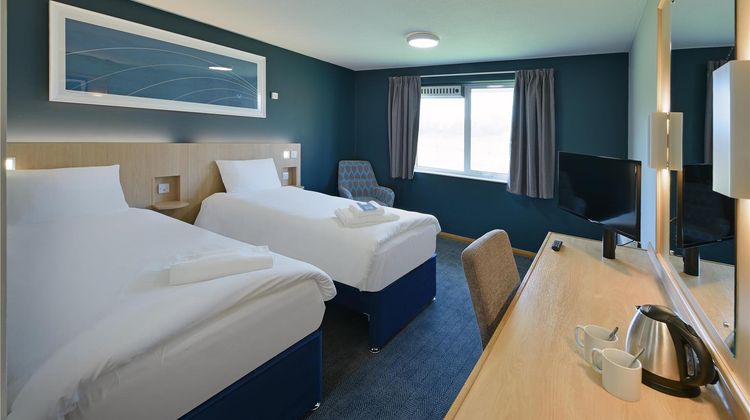 Travelodge Reading M4 Westbound Room