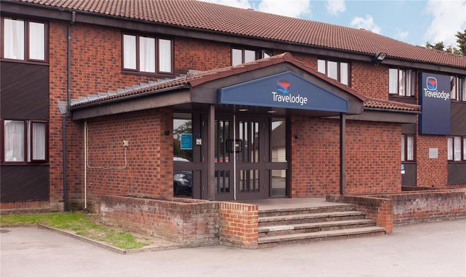 Travelodge Reading Whitley Exterior